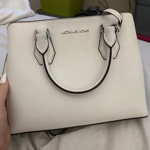 Micheal Kors Purse